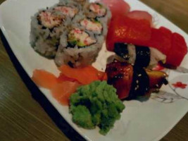 Yama Sushi food