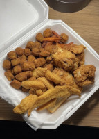 Momma Ann'z Fried Fish, Shrimp Chicken food