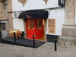 Pizzaria Malagueta inside