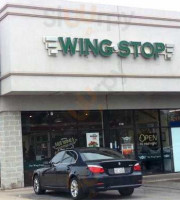 Wingstop outside