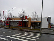 KFC Baneasa outside