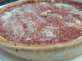 Atinos Pizza 2 food
