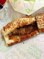 Quiznos food