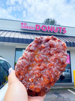 Sarah Donuts(mcginnis Ferry) food