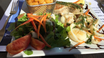 La Maree Bleue food