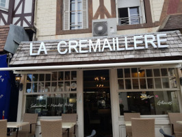 La Cremaillere inside