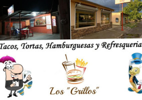 Los Grillos food