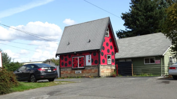 Ladybug Espresso outside