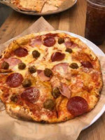 Mod Pizza food