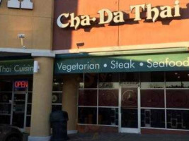 Cha Da Thai outside