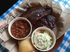 Dickey's Barbecue Pit food