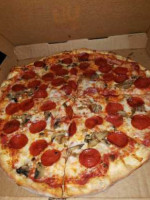 Sam's Pizza food