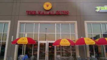 The Halal Guys (arlington, Tx) outside