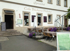 Bäckerei•cafe•speiselokal Achtziger& Gästehaus ~leonie inside