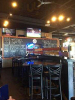 JJ's Grill & Brew House inside