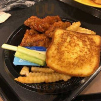 Zaxby's food