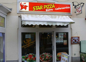 Star Pizza outside