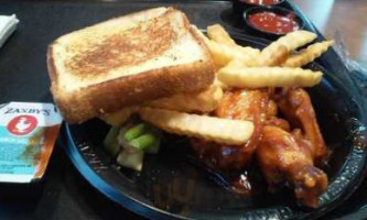 Zaxby's food