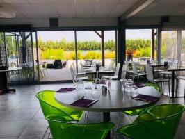 Le Complexe De Gevrey food