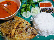 Etihad Bawal Padang Kota food