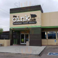 The Oink Cafe outside