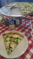 Grimaldi’s Coal Brick-oven Pizzeria food