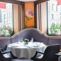 114, Faubourg food