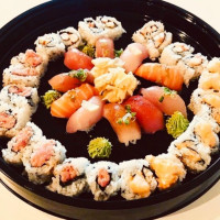 Sushi Don food