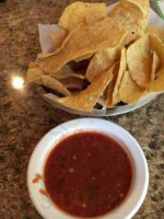 Manny's Uptown food