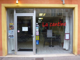 La Cantine inside