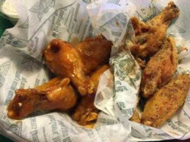 Wingstop inside