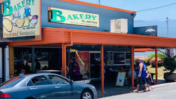 Babinda Independent Bakery food