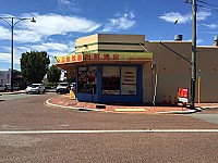 Golden Star BBQ Seafood Chinese Restaurant outside