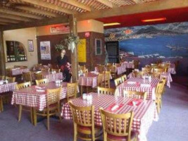 Filippi's Pizza Grotto Temecula inside