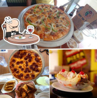 Shakey's Pizza Parlor food