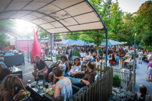 Trappensee Biergarten outside