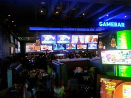 Dave Buster's food