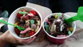 Menchie's Frozen Yogurt food