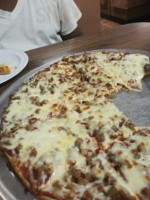 Angilo's Pizza food