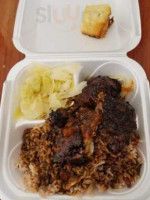 Leon's Caribbean Food food