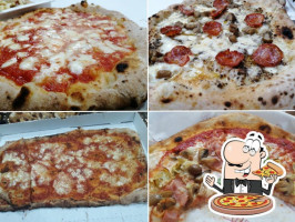 Pizza E Sfizi Da Mariano food