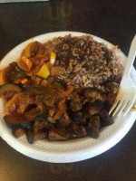 Kelly's Jamaican Foods food