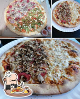 Pizzeria Pipi food