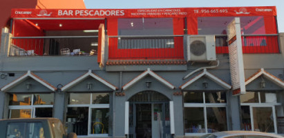 Los Pescadores outside