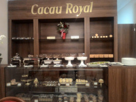 Cacau Royal food