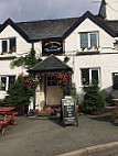 Cygnets At The Swan Inn outside