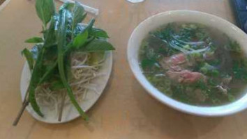 Pho Golden Cow food