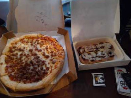 Pizza Hut food