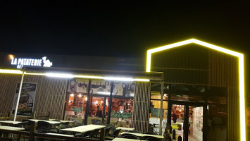 La Pataterie inside