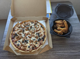 Pizza Hut food